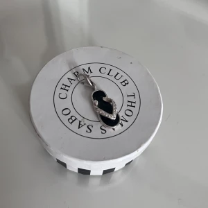 Thomas sabo berlock - Stämpel finns undertill. 