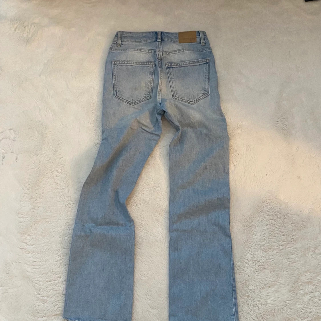 ljusblåa jenas - 90