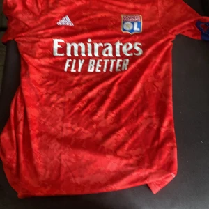 Fotbolls tröja - Köpte för 1000