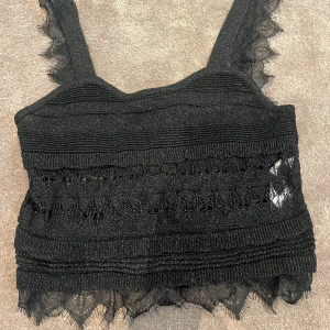 Zara topp - Så snygg festligt topp från zara till salu!🤗 Oanvänd!!🌸
