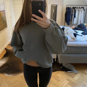 Tröja  - Fin tröja från Gina 