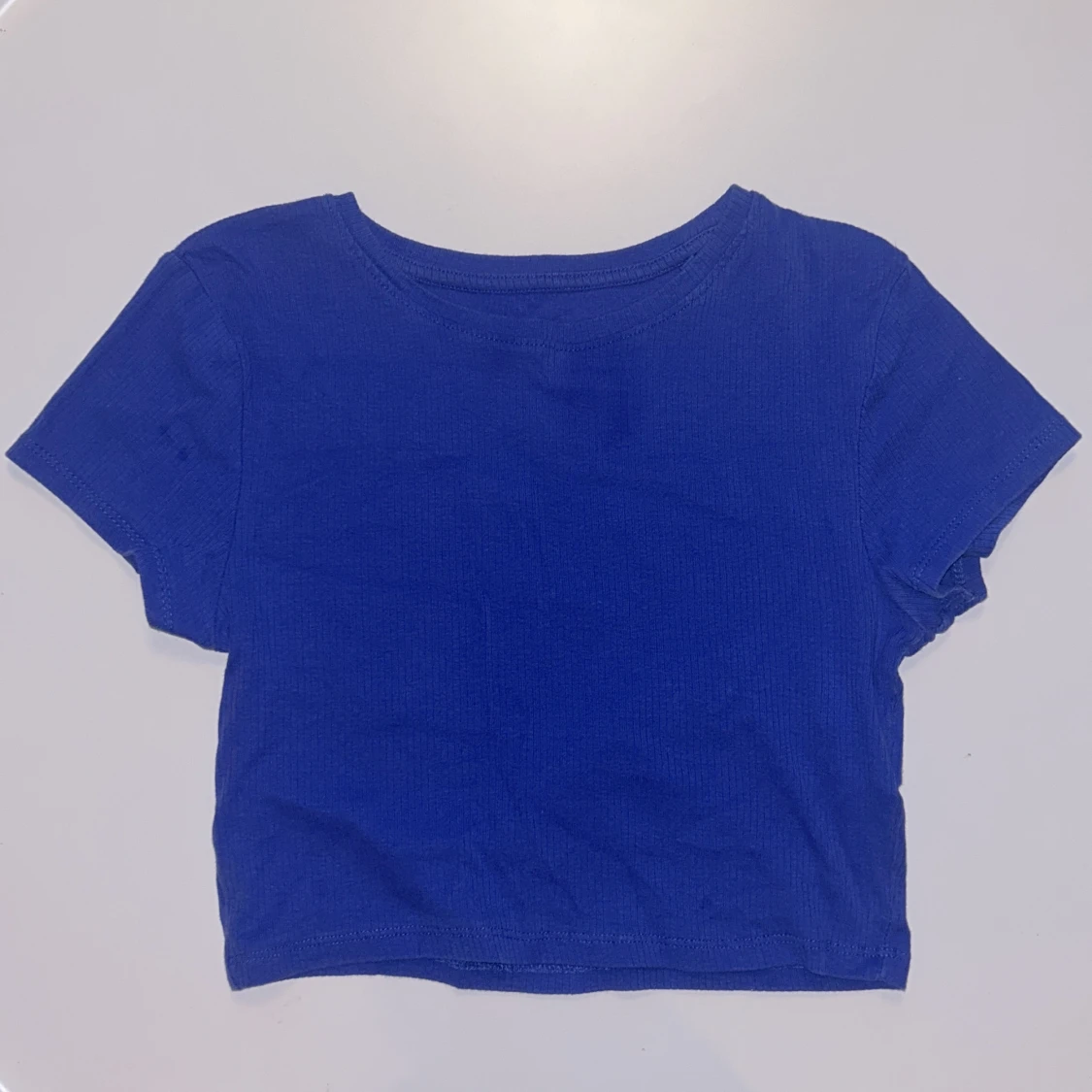 Blå cropped T-shirt 