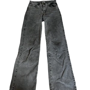Madlady jeans tall - Madlady jeans i storlek 36/och tall. 