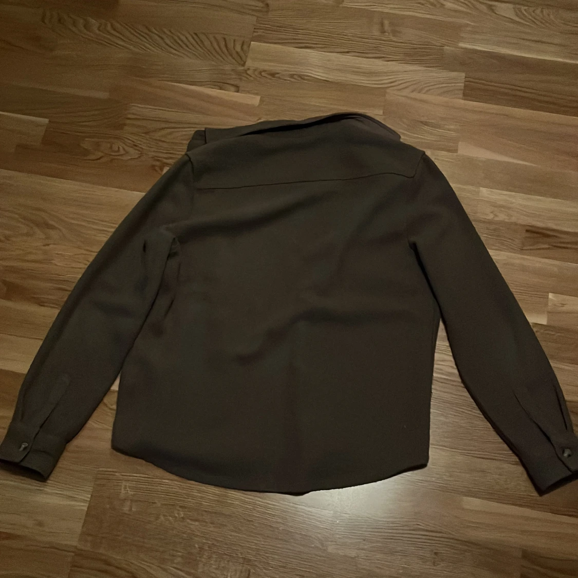 Grön Overshirt i bra skick, storlek M - 90