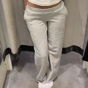 Bik bok mjukisar - Först till kvarn på bik bok mjukisar som tyvärr va för korta till mig som är 177❤️knappt använda o är som nya?