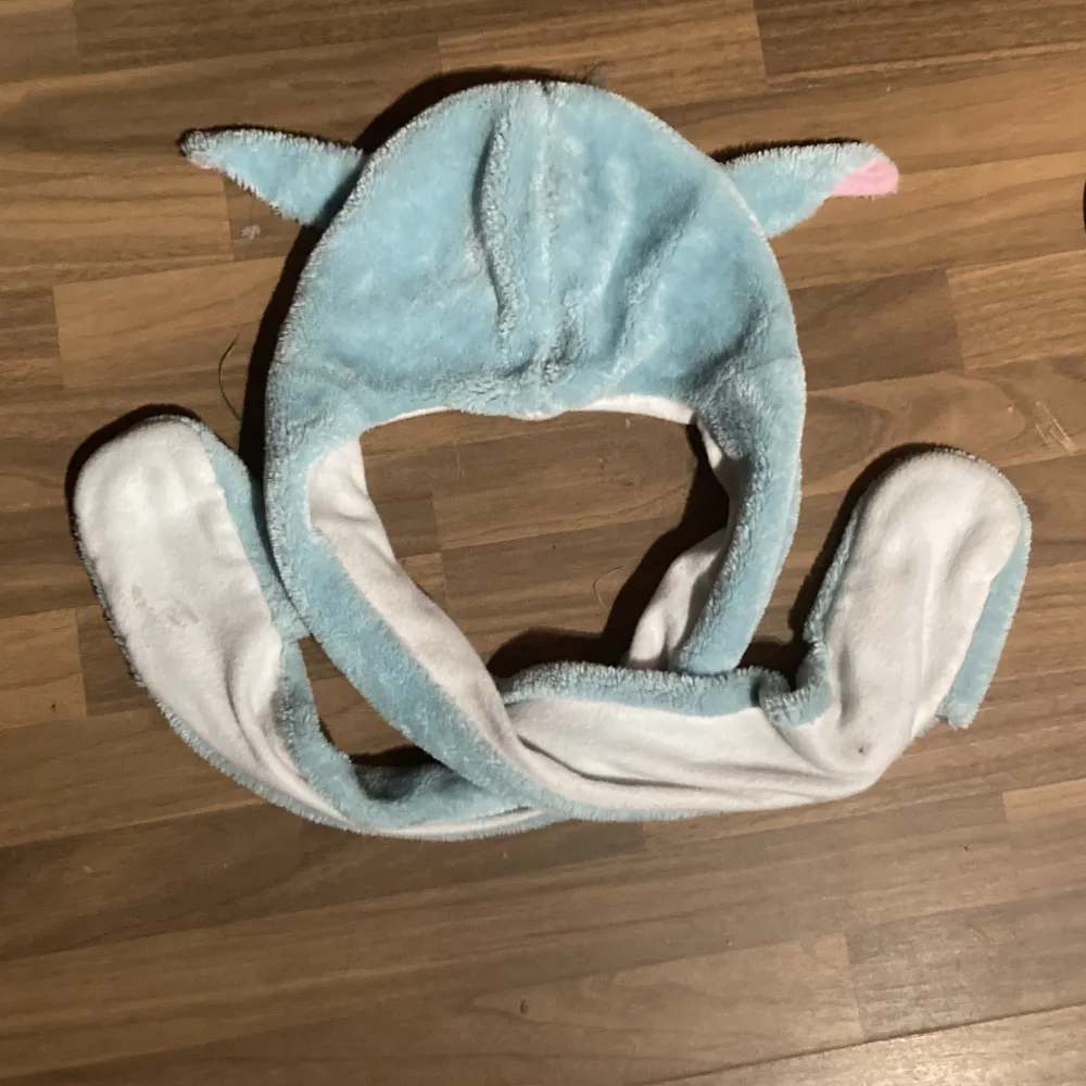 En jätte gullig Stitch mössa Skriv till mig vid intresse eller för fler bilder Endast swish. Muu.
