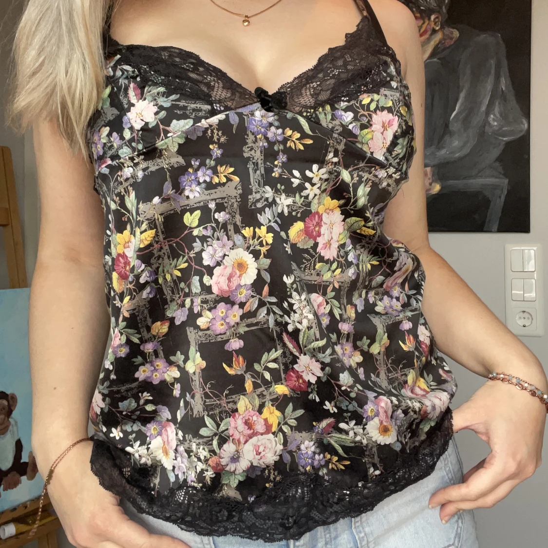 Spetslinne med blommor💖 - 90