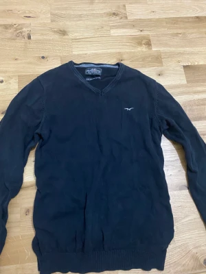 Hampton 27 repblic - Gammal tröja som ej kommer till användning, stolek S.