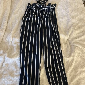 Kostymbyxor - Superfina som inte kommit till användning mer än 2 gånger! 