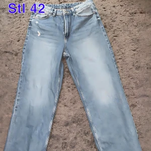 Blåa Denim Jeans - Blåa Denim Jeans, stl 42🥰