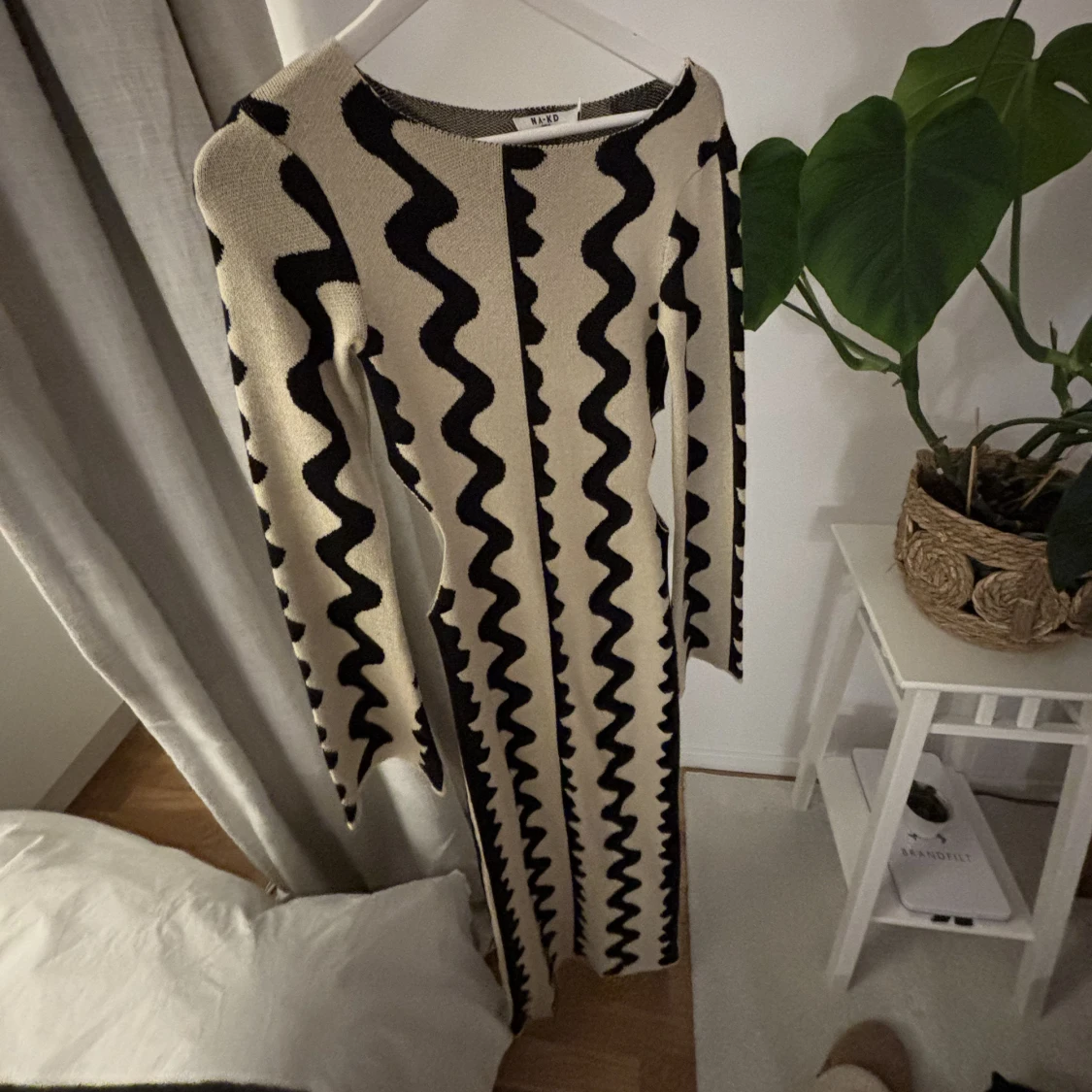 Långärmad klänning