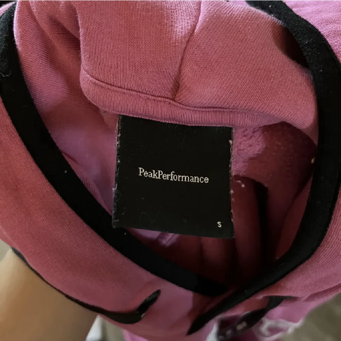 Peak performance hoodie - 91