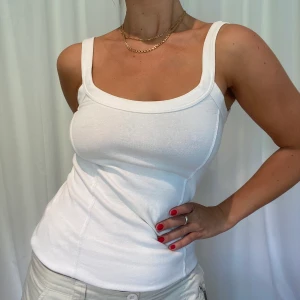 Vitt linne - Fin form stretxh