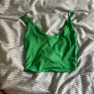 Linne  - Säljer jättefint linne aldrig använt 