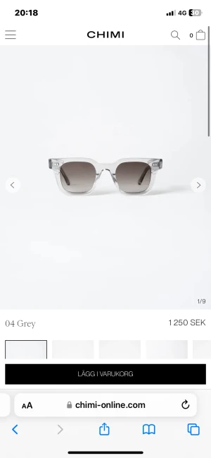 Chimi Solglasögon - Bra skick. Ema bågen är lite glapp men de är inget som märks 