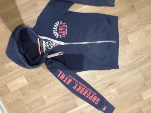 Superdry kofta Small - Kofta från Superdry  Storlek small Djur och rökfri hem  