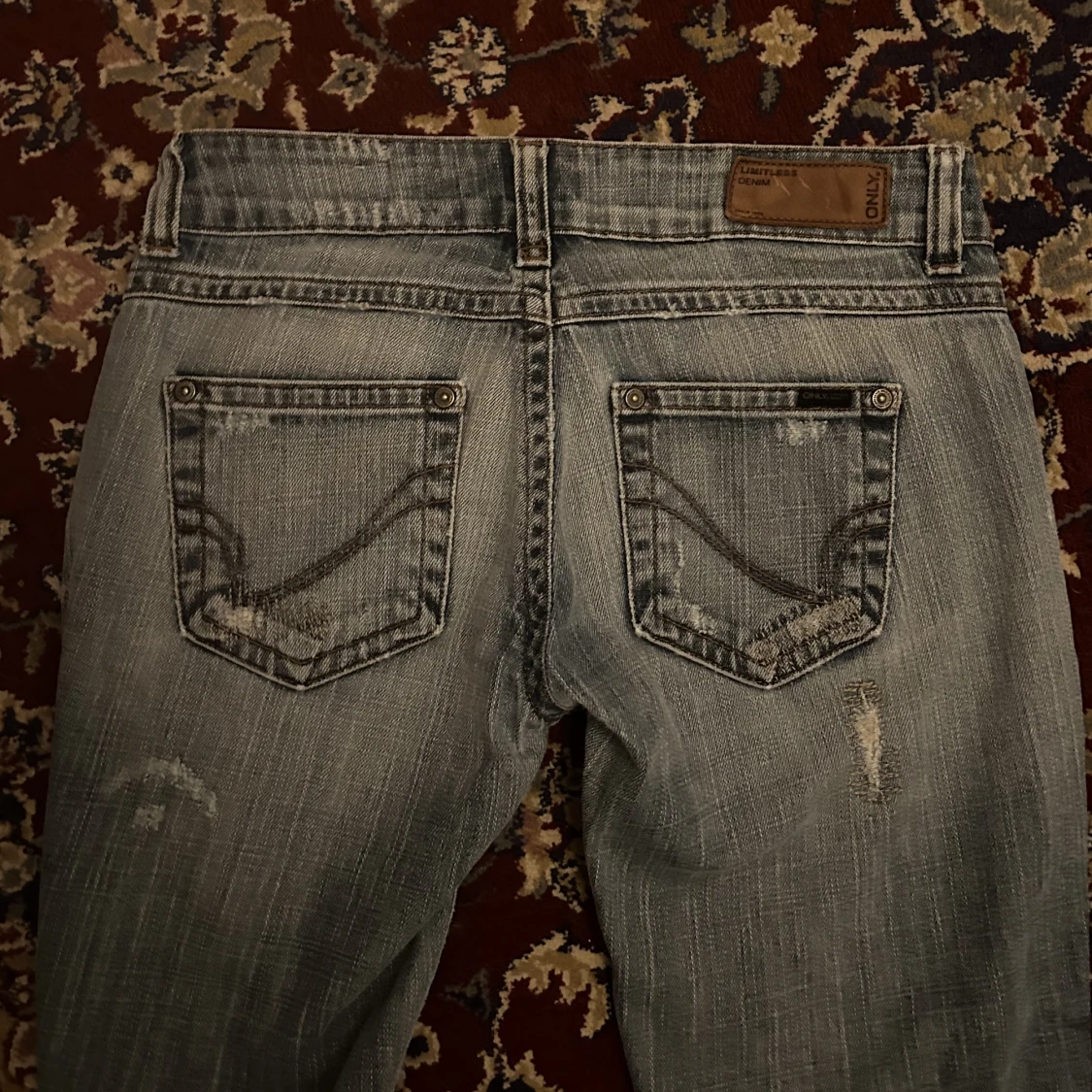Blå bootcut lågmidjade jeans från only🧼 - 90