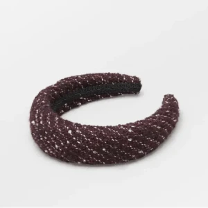 Becksöndergaard diadem - Så snyggt och trendigt diadem från Becksöndergaard som jag tyvärr inte får användning av längre.. Jättefint skick och inga defekter! 😍