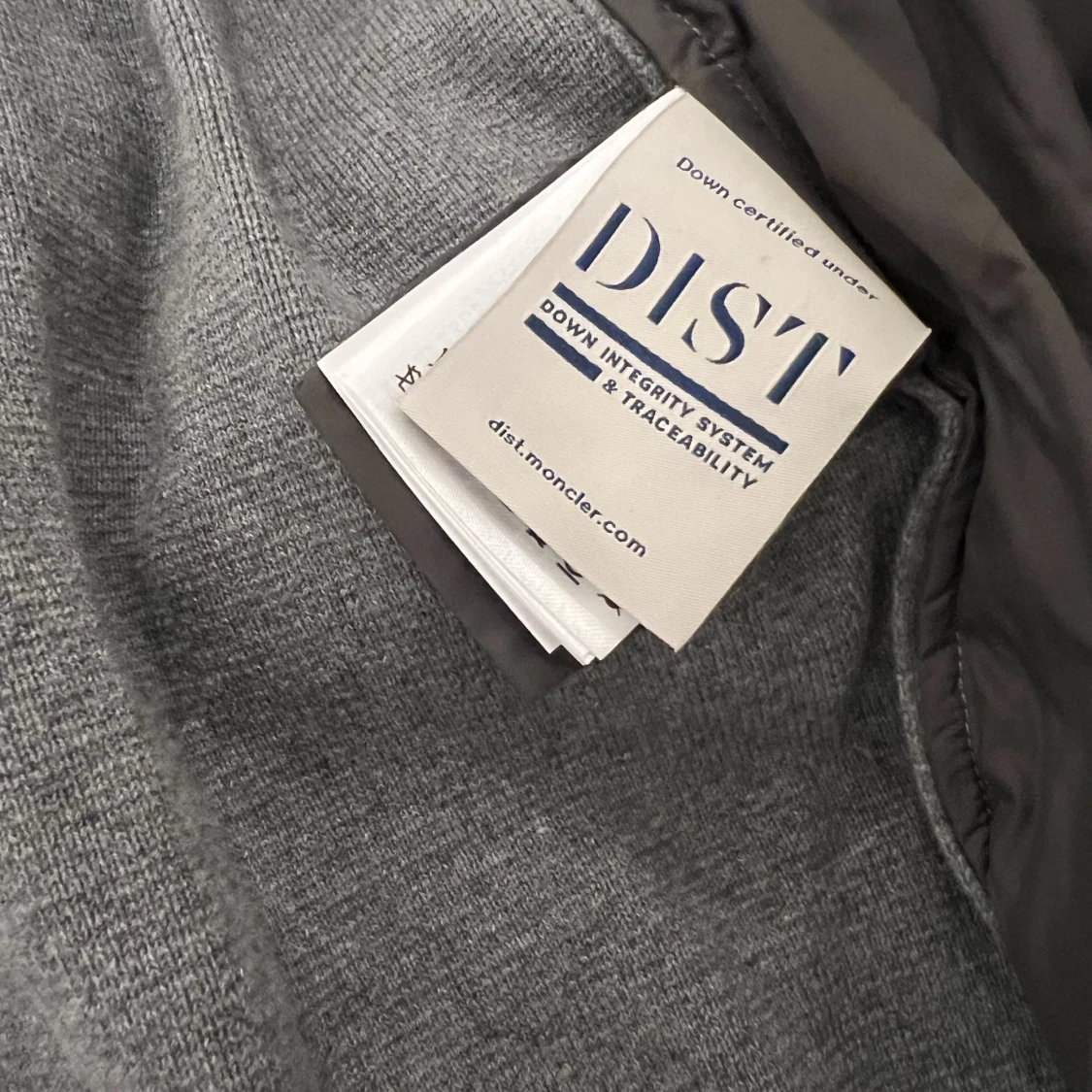 Moncler cardigan size 4 - 91