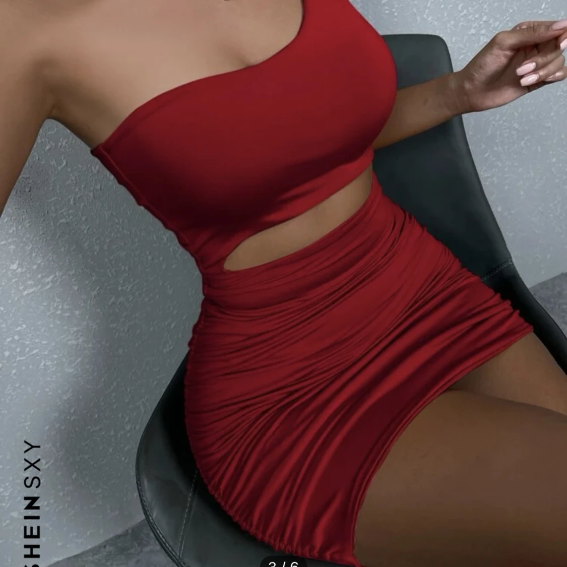 Vinröd klänning - 90