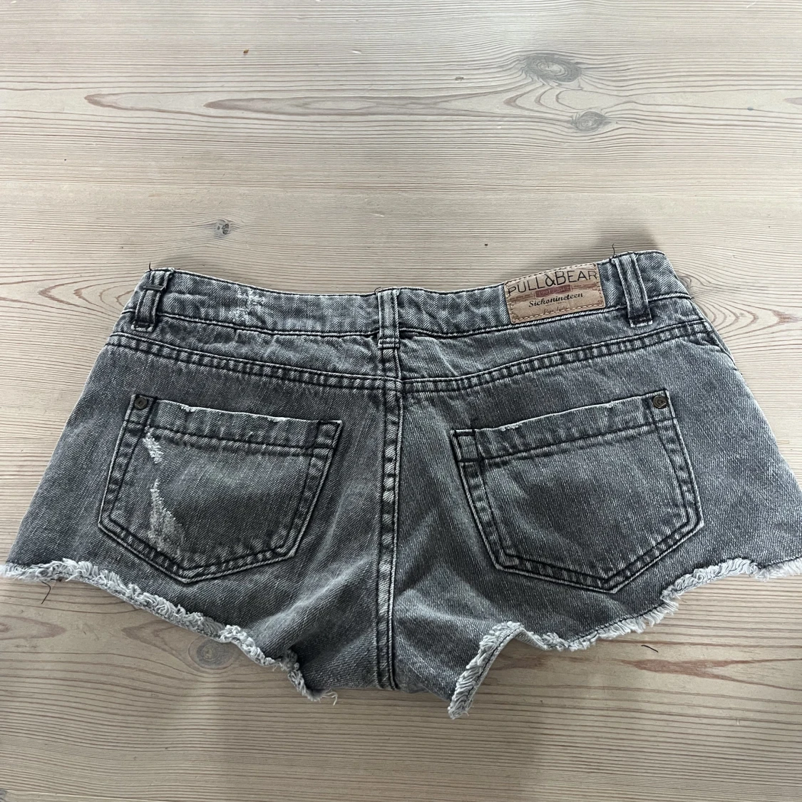 Low waist shorts  - 91