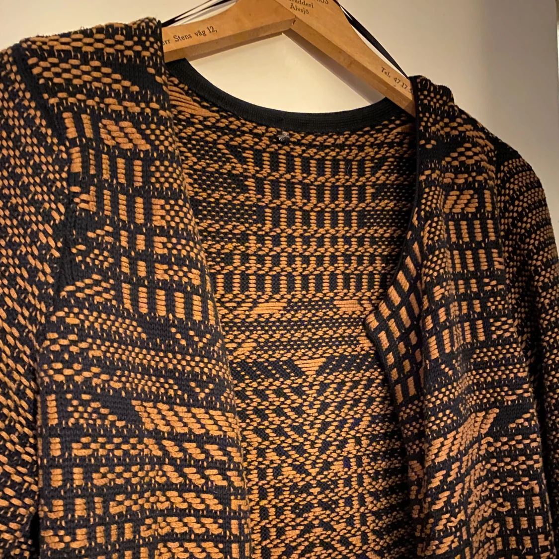 Mönstrad stickad cardigan  - 90