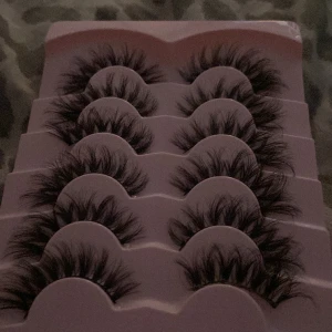 Fransar  - Säljer dessa fransar, har endast använt ett par 