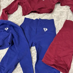 Gym set🎀 - 🩷🤍🩷🤍