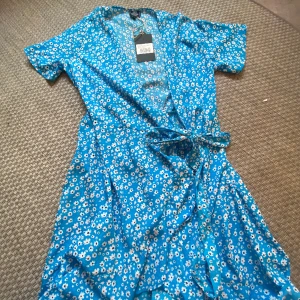 Klänning - Jätte fin somrig klänning från seaside. Storlek 36. Nypris 299kr