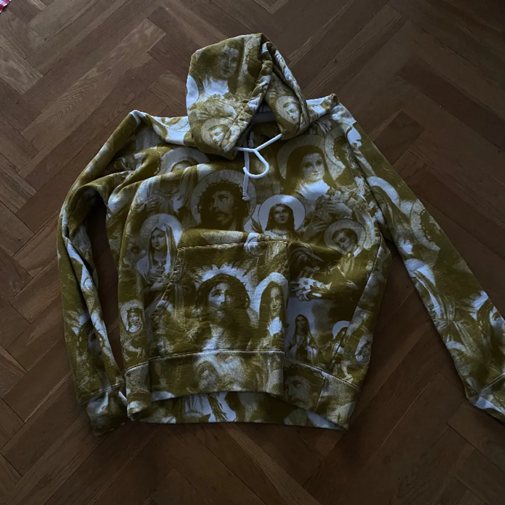 Supreme Jesus Maria hoodei  Använd 1 gång, köpt i LA🇺🇸. Hoodies.