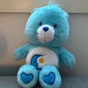 Carebears gosedjur  - Carebears gosedjur i super skick, inga defekter. Vanliga storleken. Säljer fler. Använd köp nu, garanterad snabb postning 