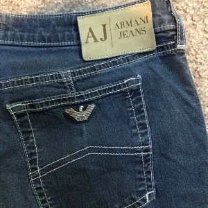 Armani jeans  - Några centimeter för korta för mig som är 170