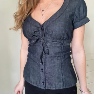 Jeans topp - Söt topp i jeans med knytning i midjan❤️