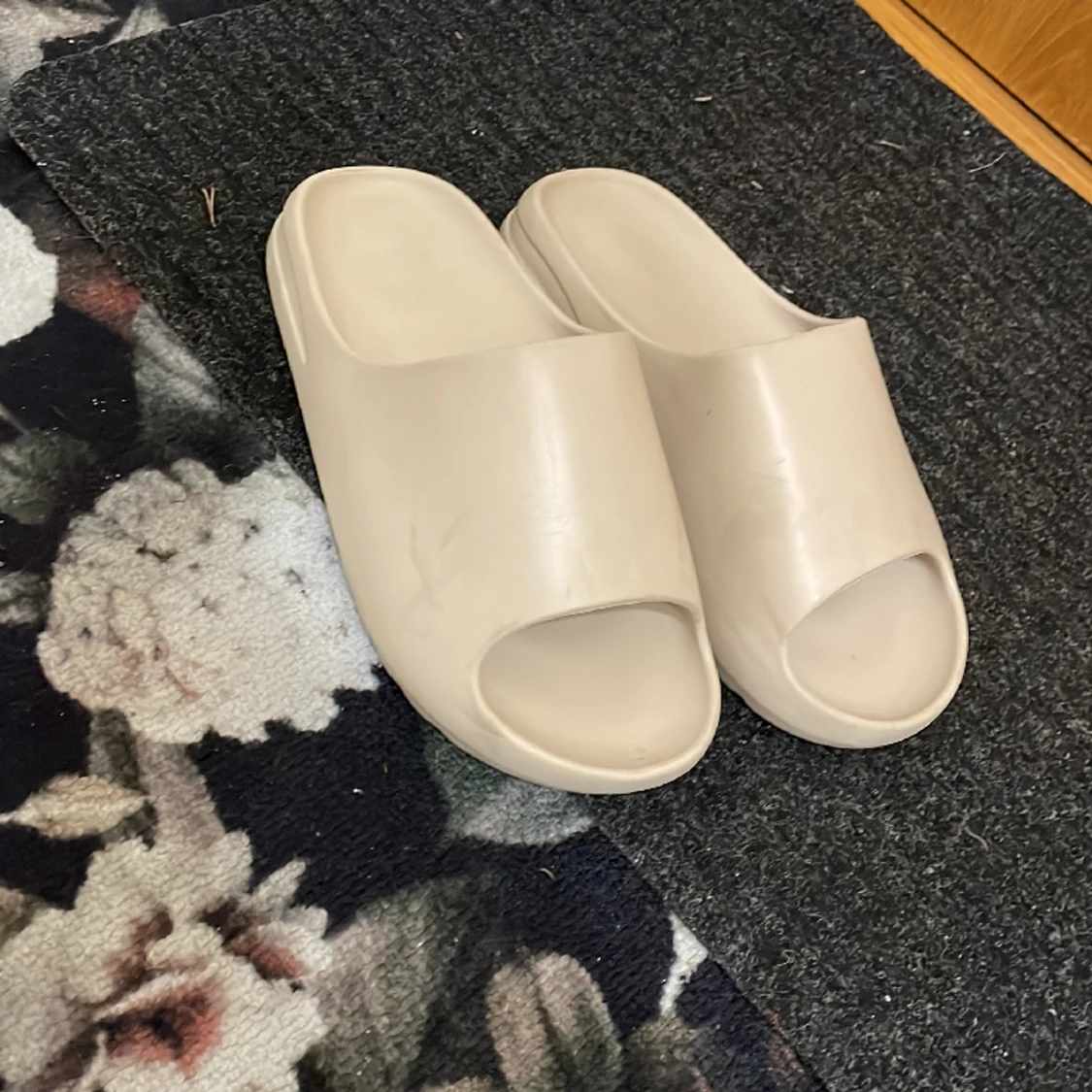 Yeezy slides