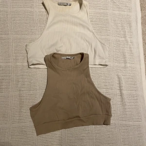 157 linnen  - Två linnen från lager 157, kommer ej till användning  Båda för 70kr