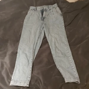 High waist jeans - Mom jeans från H&M