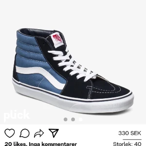 Skor - Säljer mina höga Vans då dom inte kommer  till användning❤️skriv om du vill ha fler bilder eller om du har några frågor😇
