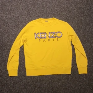 Kenzo tröja  - Kenzo tröja storlek M 