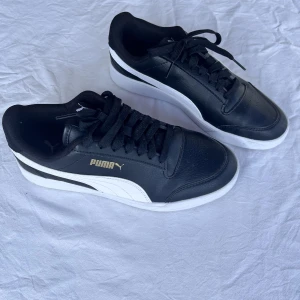 Sneakers Puma  - Som nya, tror dom e använda 2 ggr
