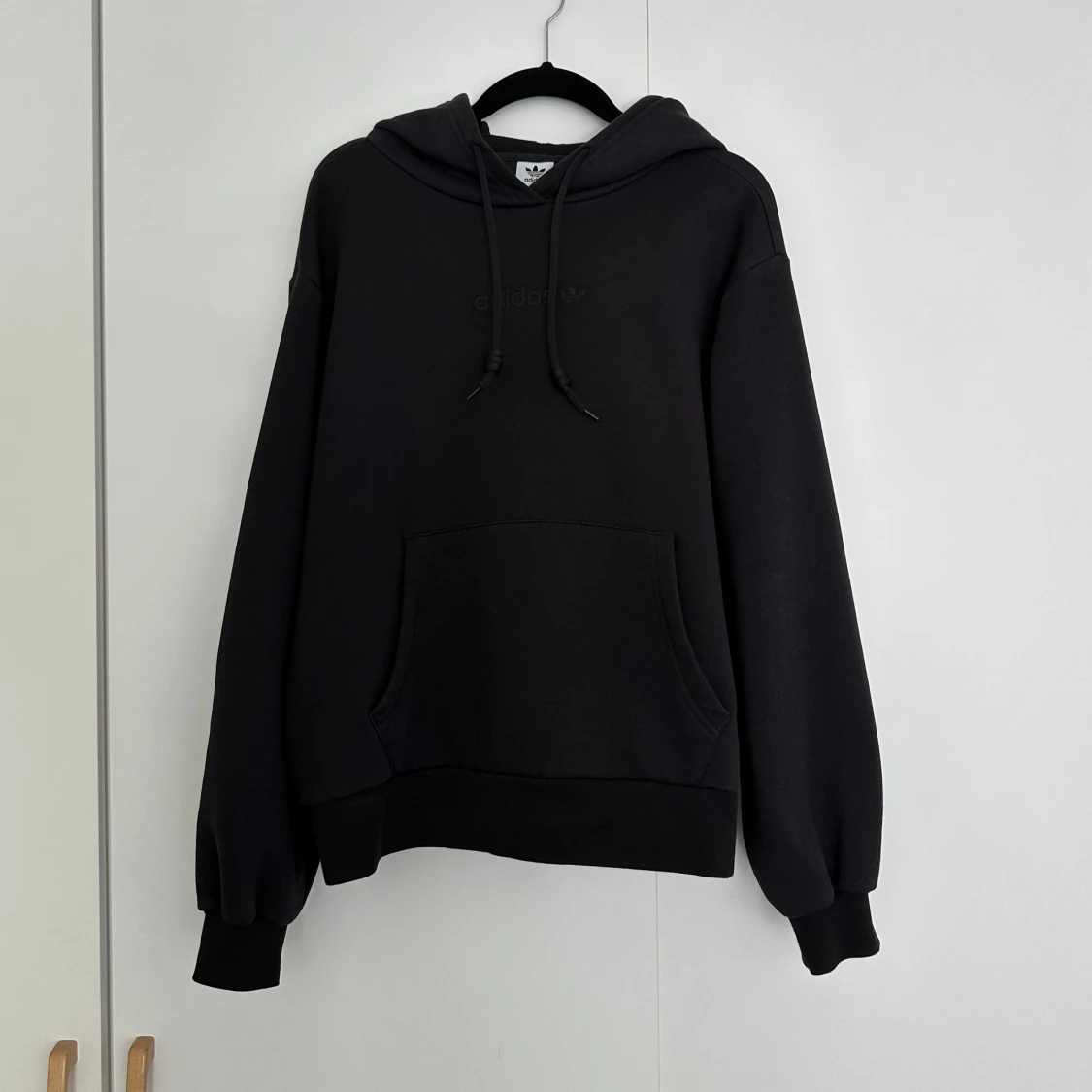Adidas Original  Hoodie Slutsåld Online