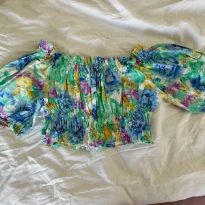 Topp från Zara - Bra skick.