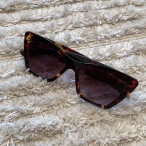 Solglasögon - Solglasögon