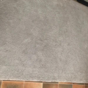 Matta - Köpt 2000 säljer för 700 längd 2 meter 43 cm bredd 1 meter 20 cm