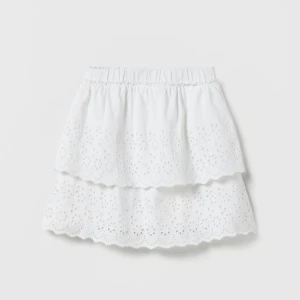 Zara kjol - Säljer denna trendiga zara kjolen som tyvärr inte passar mig. Lappen finns kvar och den är som ny. Skriv privat för bilder💗😊