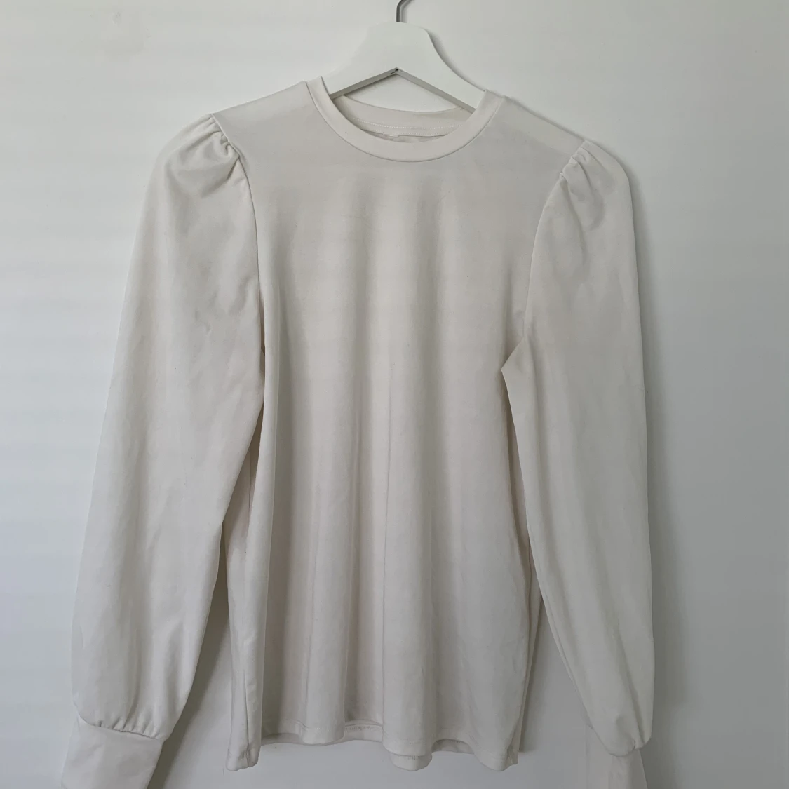 vit långärmad tröja 
