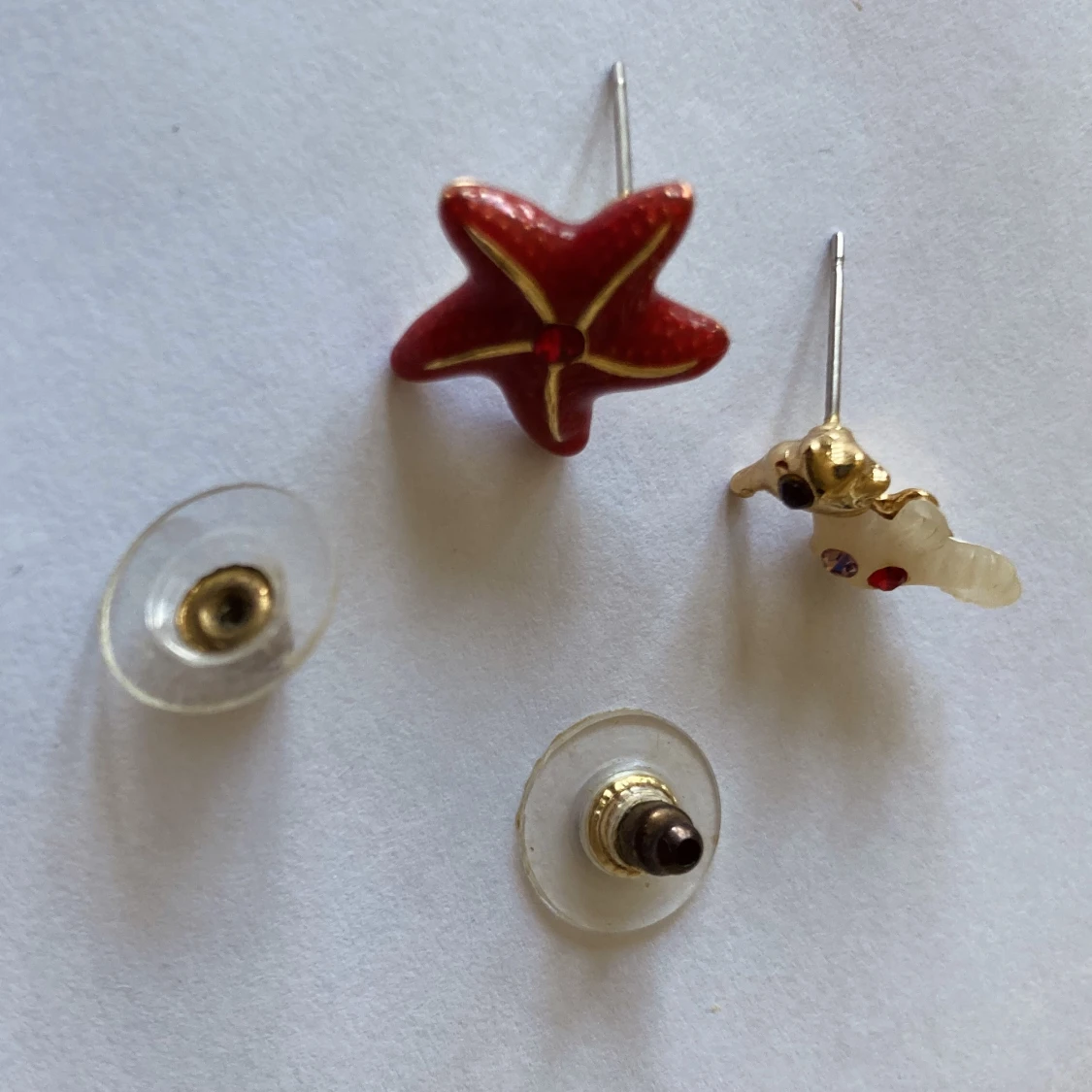 Sjöhäst + sjöstjärna örhängen i emalj med rhinestones - 2