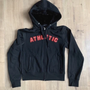 Asnajs zipup - Skitsnyggg och helt ny i storlek xs 