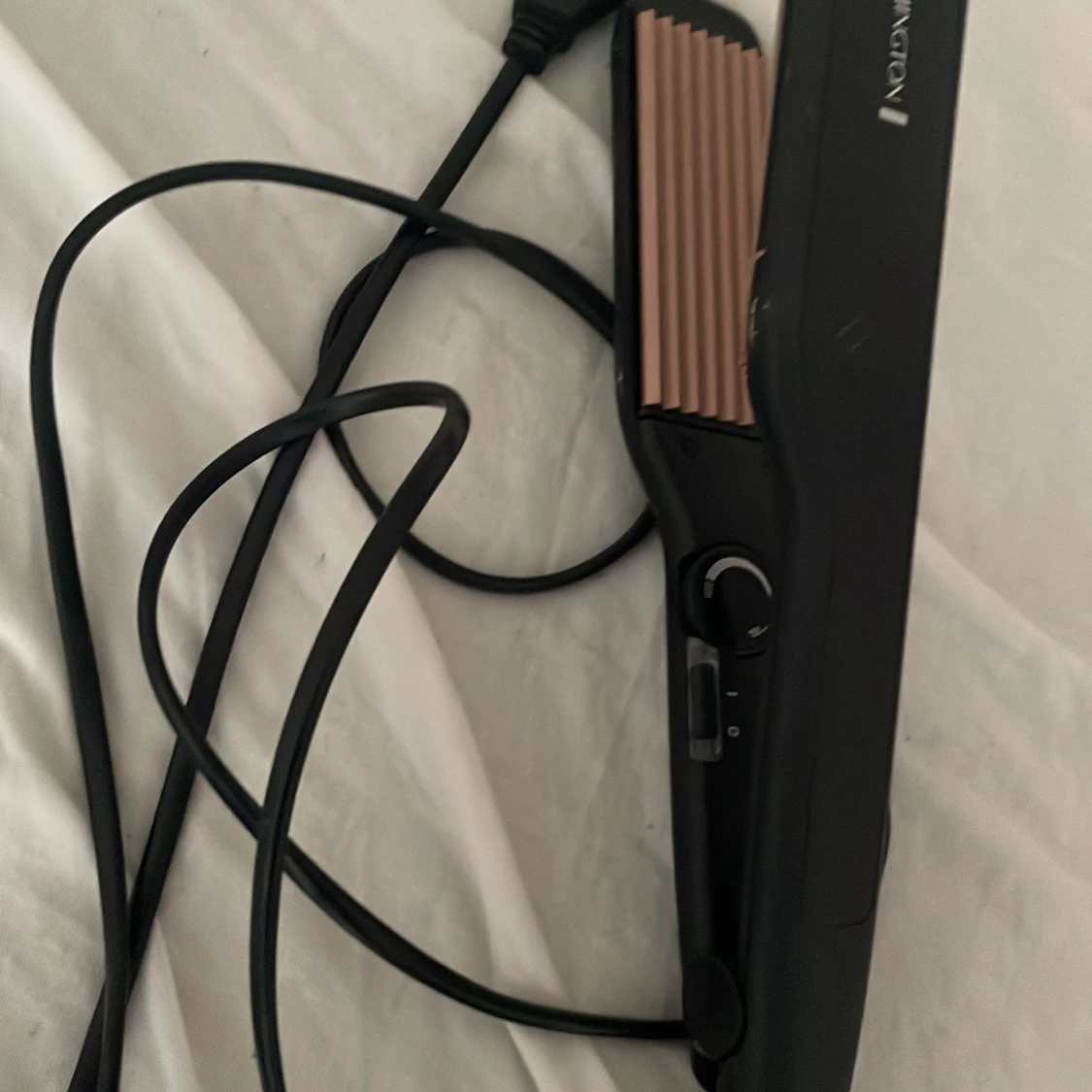 Hairstraightener isolated stock  - 90