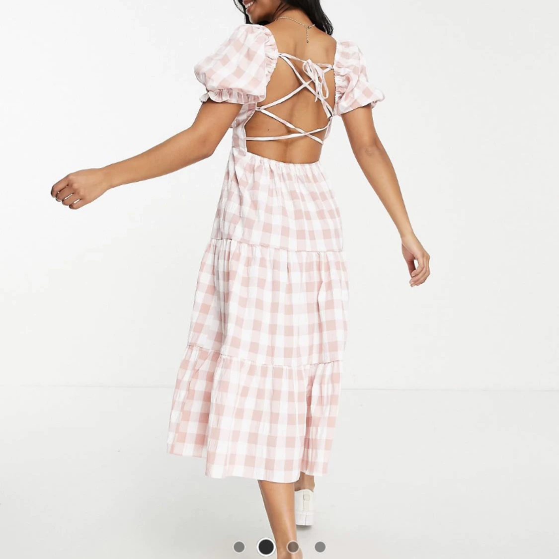 Rosarutig klänning strl 34 - 90