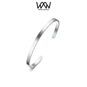 Handla detta finna armband gjort i rostfritt stål på vår hemsida😊 för mer info följ oss på instagram, @wristwares.se